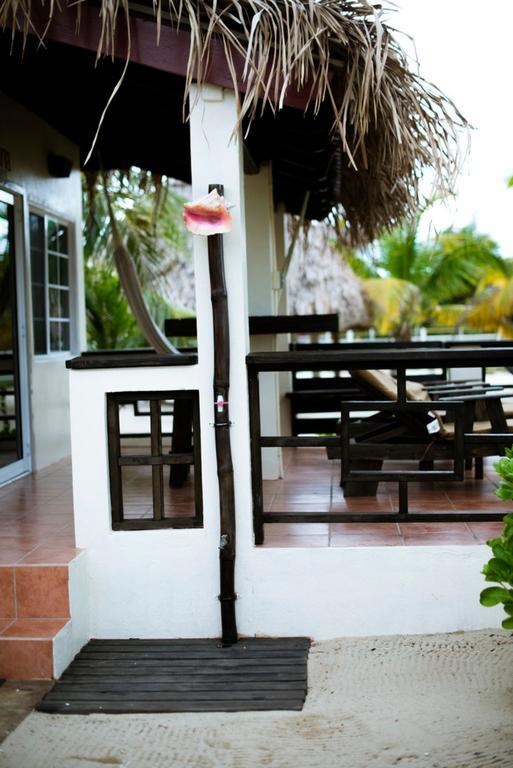 Caribbean Beach Cabanas Placencia Rum bild
